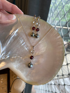 'Garna' Tahitian South sea pearl earrings
