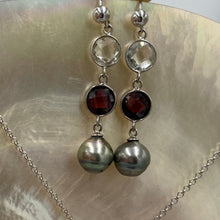 Load image into Gallery viewer, &#39;Garna&#39; Tahitian South sea pearl earrings
