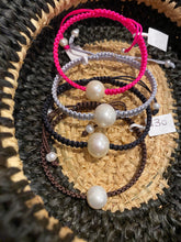 Load image into Gallery viewer, Freshwater Pearl Bracelets