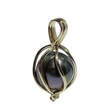 Load image into Gallery viewer, Pearl Cage - swirl 12mm