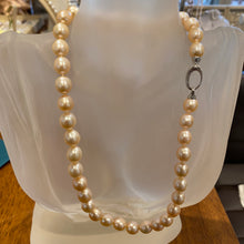 Load image into Gallery viewer, Freshwater &quot;Pink Drop&quot; Pearl Strand
