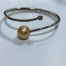 Load image into Gallery viewer, 'Byrani' Golden South Sea Pearl Bangle