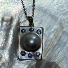 Load image into Gallery viewer, 'Azar' Australian South Sea 'Mabe' pearl pendant