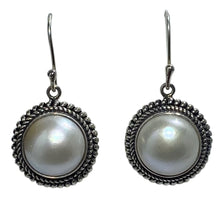 Load image into Gallery viewer, &#39;Sasha&#39; Mabe Pearl Earrings
