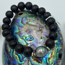 Load image into Gallery viewer, &quot;Ebony&quot; wood and Tahitian South Sea Pearl Bracelet
