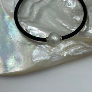 'Neoprene' and Silver South Sea Pearl Bracelet 2