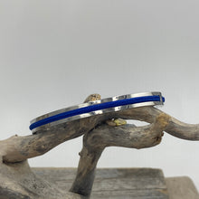 Load image into Gallery viewer, &#39;Navarch&#39; Cobalt &amp; Silver 6mm Pig &amp; Hen Mens Bracelet
