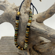 Load image into Gallery viewer, &#39;Nagoya&#39; Brontide&#39; 4mm Pig &amp; Hen Unisex Bracelet
