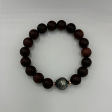 Load image into Gallery viewer, &#39;Pacific&#39; Fijian South Sea Pearl and Dark Natural Rosewood Bracelet
