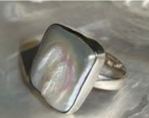 'Billabong' Biwa Freshwater Pearl Ring