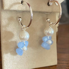 Load image into Gallery viewer, &#39;Blue flower&#39; Silver Fashion Jewellery Freshwater Pearl Earrings
