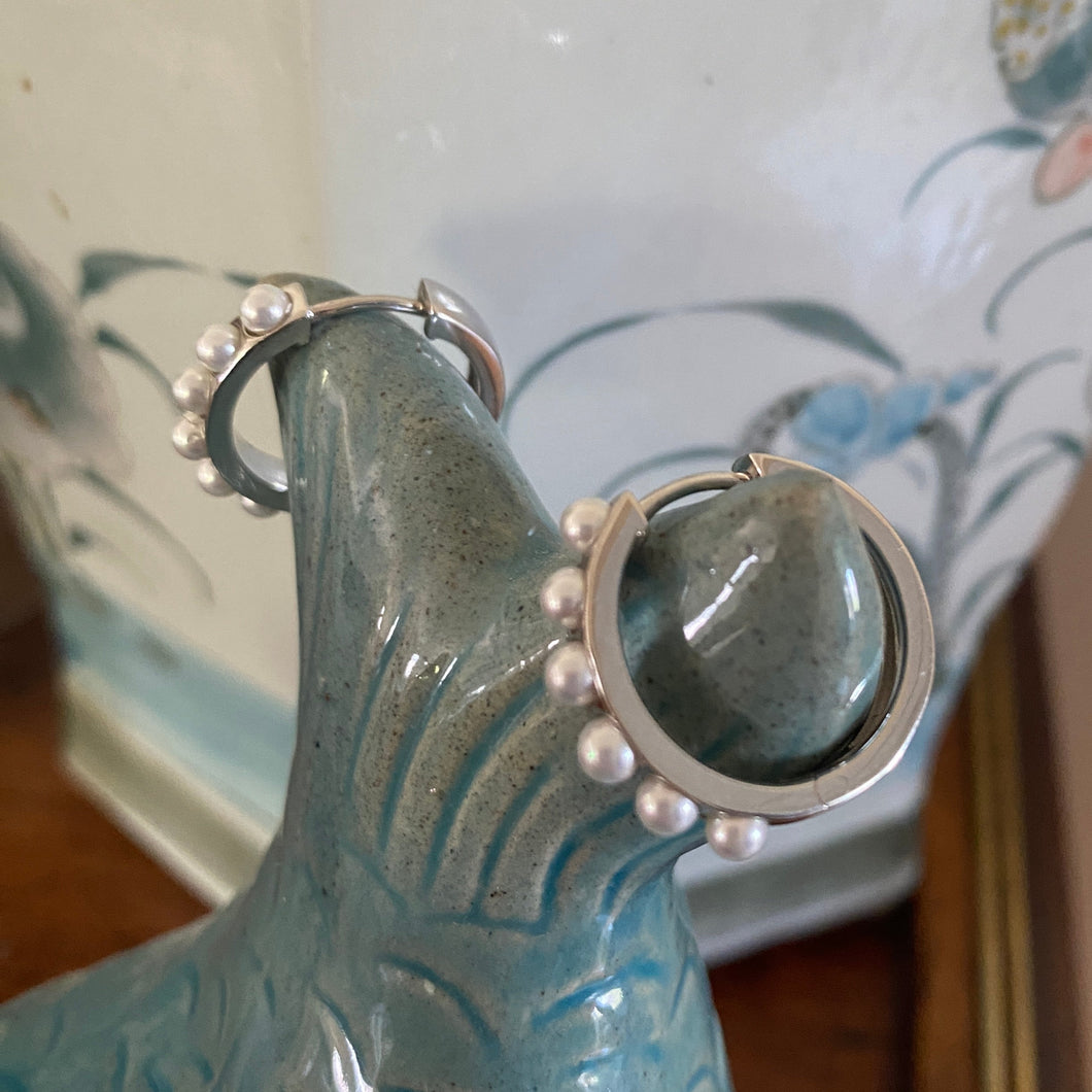 'Aloha' Freshwater Pearl Huggie Earrings