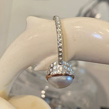 Load image into Gallery viewer, &#39;Speckle&#39; Freshwater Pearl Ring
