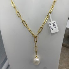 Load image into Gallery viewer, &#39;Chelsea&#39; Freshwater Pearl Necklace
