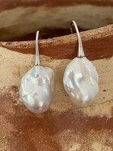 Load image into Gallery viewer, &#39;Talex&#39; Freshwater Baroque Pearl Earrings
