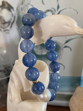 Load image into Gallery viewer, 'Aquamarine' White South Sea Pearl Bracelet
