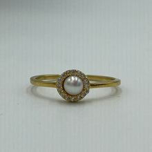 Load image into Gallery viewer, &#39;Sisi&#39; Freshwater Pearl Ring
