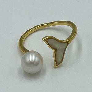 'Whale' Mother or Pearl Freshwater Pearl Ring