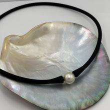 Load image into Gallery viewer, &#39;Nepean&#39; Australian Champagne South Sea Pearl Interchangeable bracelet and necklace
