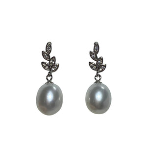 'Tessa' Freshwater Pearl Earrings
