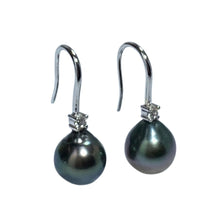 Load image into Gallery viewer, &#39;Taha&#39; Tahitian South sea pearl earrings
