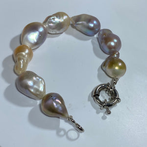 'Baroque' Freshwater Pearl Bracelet