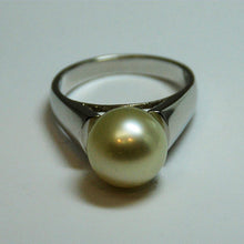 Load image into Gallery viewer, &#39;Anthea&#39; Australian South Sea pearl ring
