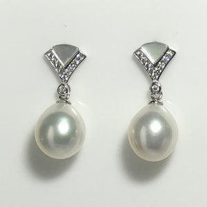 'Julia Sparkle' Mother of Pearl Freshwater Pearl Earrings