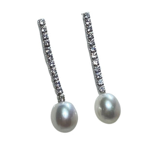 'Kavya' Freshwater Pearl Earrings