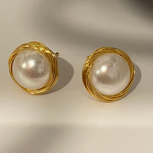'Ariana' Freshwater Pearl Earrings