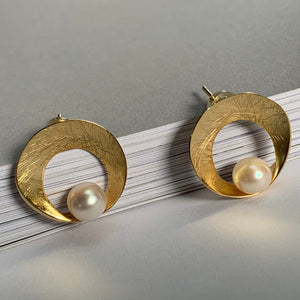 'Solar' Freshwater Pearl Earrings