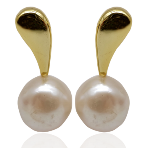 18K gold plated polish finish over 925 sterling silver stud style earrings  Featuring White Button shaped Freshwater pearls 12-12.5mm  Overall earring length of 25mm.  Matching pendant available named 'Pointy' necklace