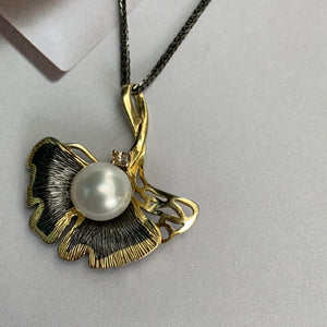 'Arum Lily' Freshwater Pearl Brooche