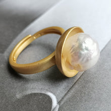 Load image into Gallery viewer, &#39;Dome&#39; Freshwater Pearl Ring
