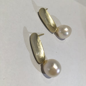 'Golden' Freshwater Pearl Earrings