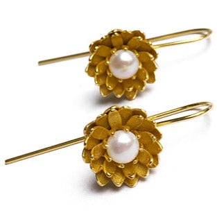 18K gold plated over 925 sterling silver french hook style earrings   Featuring a single White 5.5-6mm Button shape Freshwater pearl at the centre of the lotus flower  Overall earring length of 30mm.