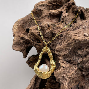 'Nest' Freshwater Pearl Pendant