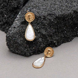 'Gold Coin Water' Freshwater Pearl Earrings