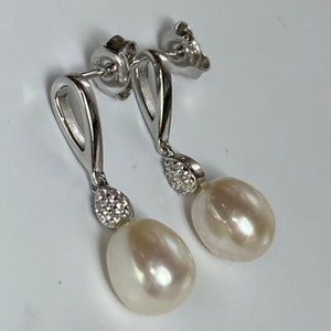 'Emma' Stud Style Freshwater Pearl Earrings