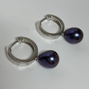 'Ally' Freshwater Pearl Huggie Earrings