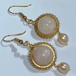 "Amari" Freshwater Pearl Earrings