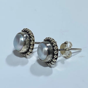 'Eileen' Freshwater Pearl Earrings