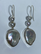 Load image into Gallery viewer, &#39;Elaine&#39; Hook Style Freshwater Pearl Earrings

