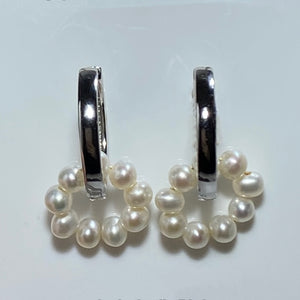 Detachable Huggie style Earrings with Freshwater pearls