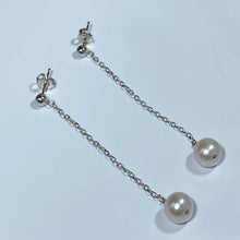 Load image into Gallery viewer, &#39;Pamela&#39; Freshwater Pearl Earrings
