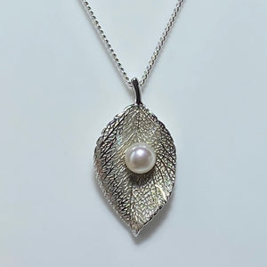 'Allegra' Freshwater Pearl Pendant