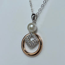 Load image into Gallery viewer, &#39;Piper&#39; Freshwater Pearl Pendant
