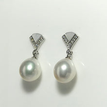 Load image into Gallery viewer, &#39;Julia Sparkle&#39; Mother of Pearl Freshwater Pearl Earrings

