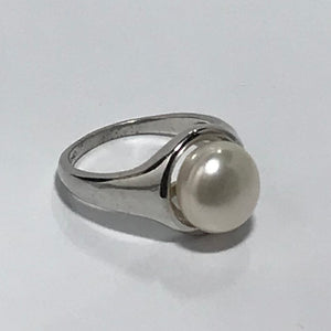 'Bobby' Freshwater Pearl Ring
