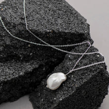 Load image into Gallery viewer, &#39;Pearl Drop&#39; Freshwater Pearl Pendant
